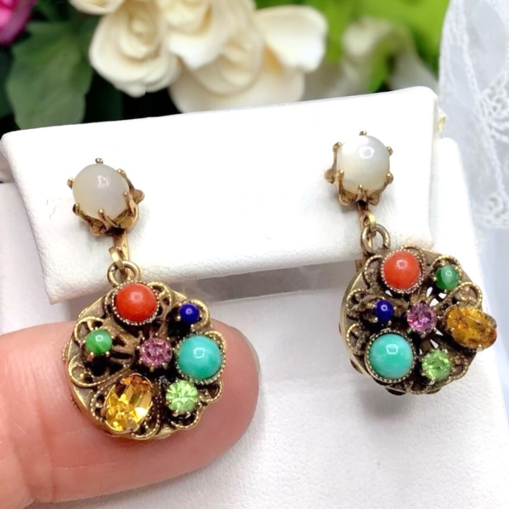 🌺Vintage Czech Glass Earrings